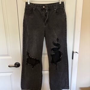 Forever 21 Black Distressed Boyfriend Jeans